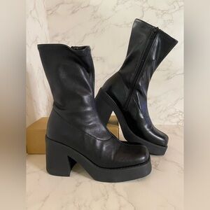 Steve Madden Klayton platform booties
